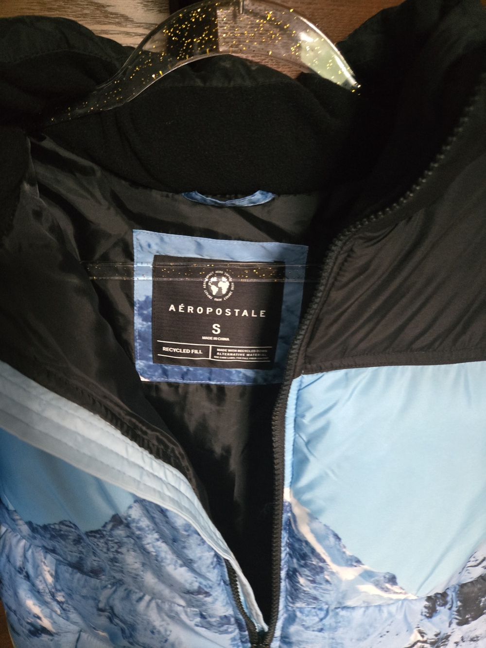 Aeropostale Blue & Black Puffer Jacket